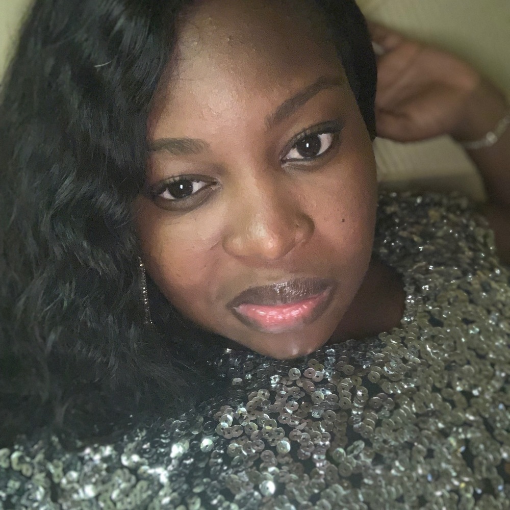 Meet your Posher, Tadia